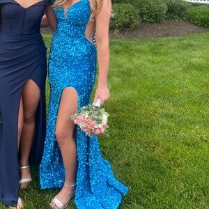 Size 0 Blue Amarra Designer Prom Dress